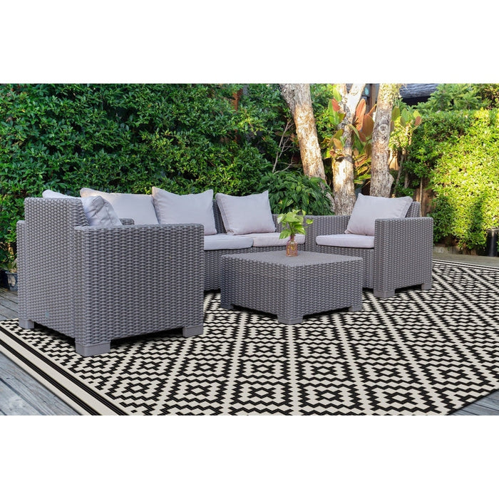 Patio PAT12 Diamond Mono Modern Geometric Durable Stain-Resistant Weatherproof Flatweave In-Outdoor Black/White Rug