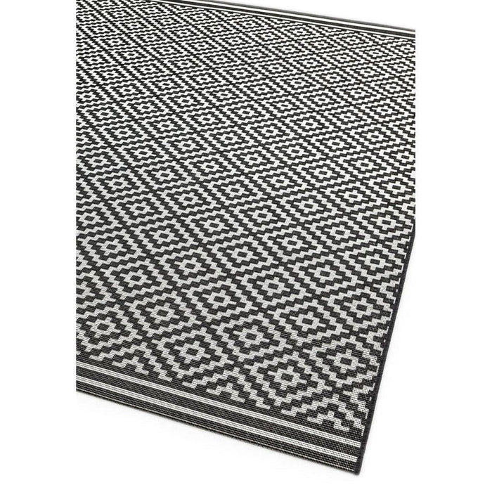 Patio PAT12 Diamond Mono Modern Geometric Durable Stain-Resistant Weatherproof Flatweave In-Outdoor Black/White Rug