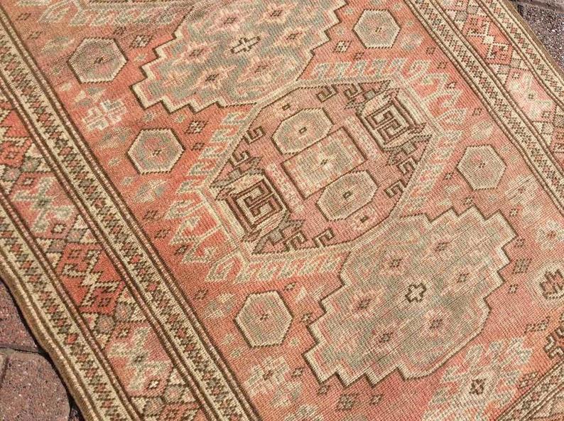 Peach Hand Knotted Area Rug 165cm x 97cm Vintage Design