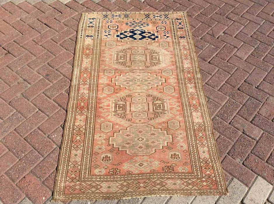 Peach Hand Knotted Area Rug 165cm x 97cm Vintage Design