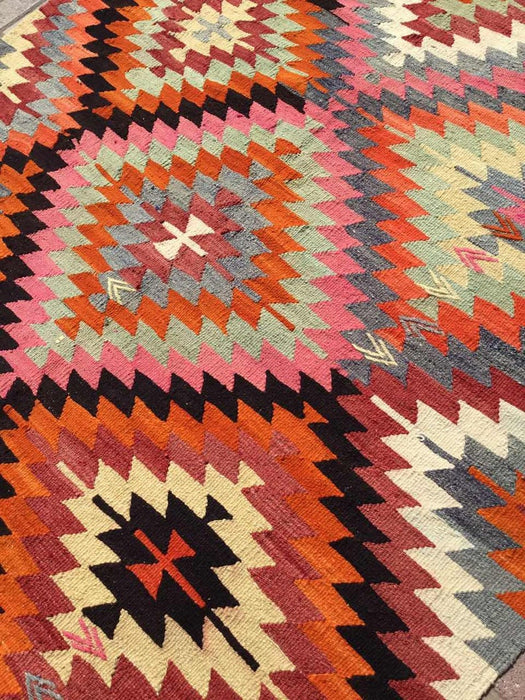 Pinkki Bohemian Vintage -matto 265cm x 170cm käsinkudottu