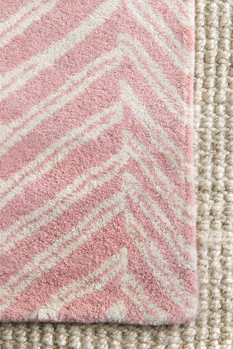 Roze Chevron vloerkleed 120x180 cm