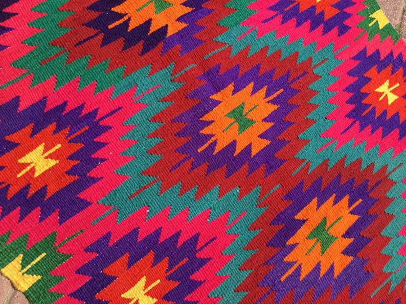 Vaaleanpunainen Kilim-matto 142cm x 95cm Käsinkudottu Vintage Style