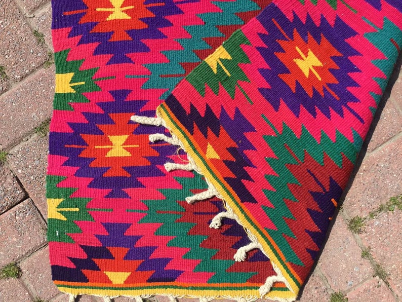 Vaaleanpunainen Kilim-matto 142cm x 95cm Käsinkudottu Vintage Style