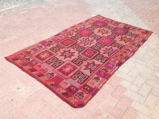 Vaaleanpunainen Kilim-matto 210 cm x 124 cm Vintage käsinkudottu muotoilu