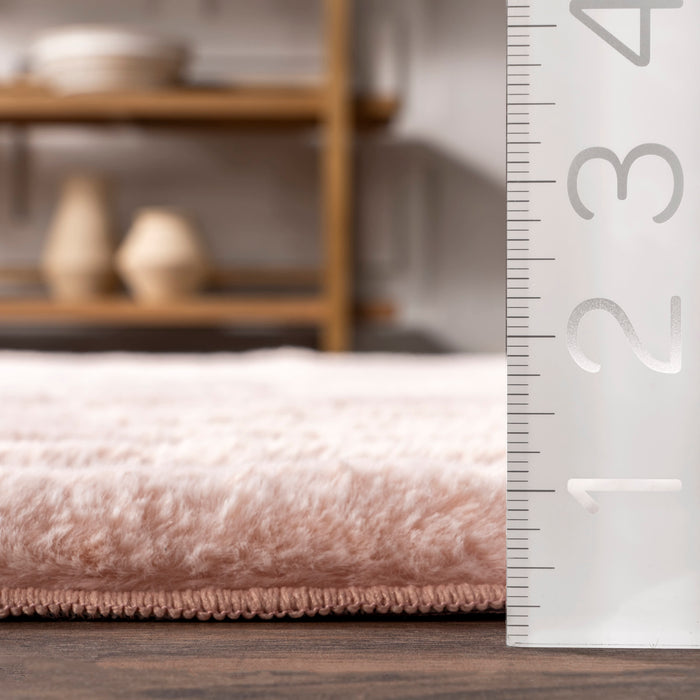 Plush Washable Blush Cloud Rug 120x180 Centimeter