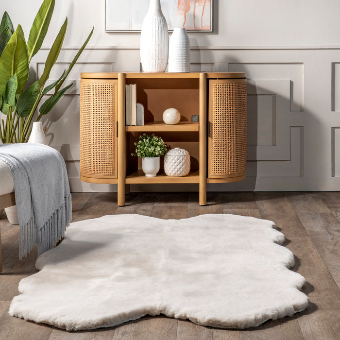 Plush Washable Faux Sheepskin Area Rug 60 cm Off White