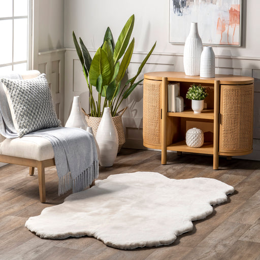 Plush Washable Faux Sheepskin Area Rug 60 cm Off White