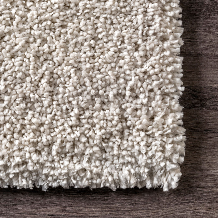 Plush White Shag Area Rug for Living Room