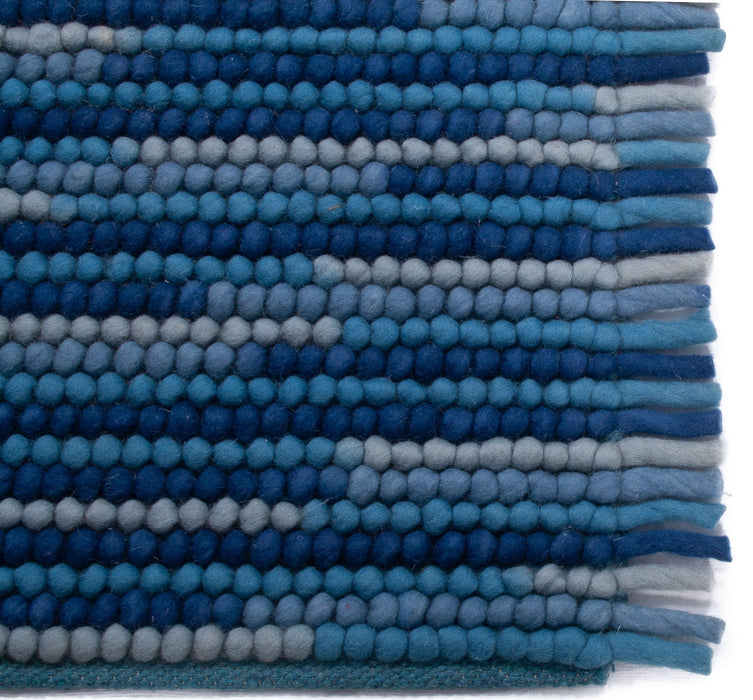 Pom Pom Rug