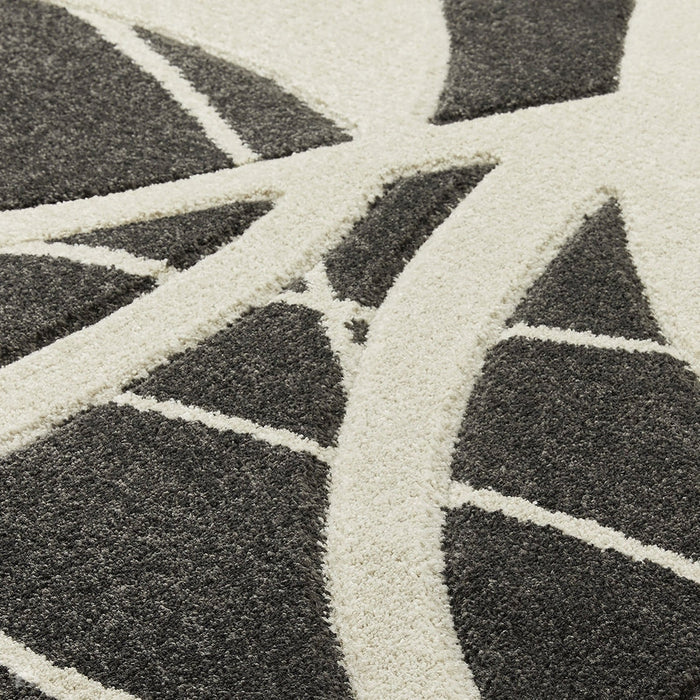 Portland 57 E Modern Geometric Carved Short-Pile Charcoal/Cream Rug