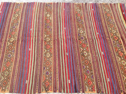 Fialová pruhovaná ručne vyrábaná kilometer Kilim 216 cm x 152 cm