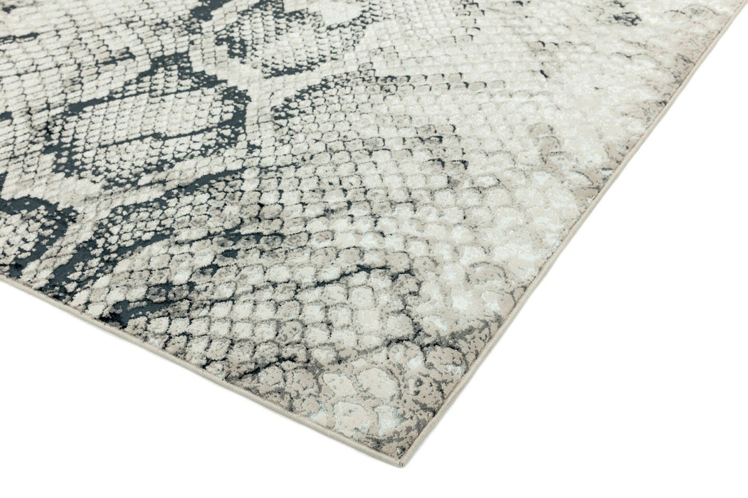 Quantum QU03 Snake Rug
