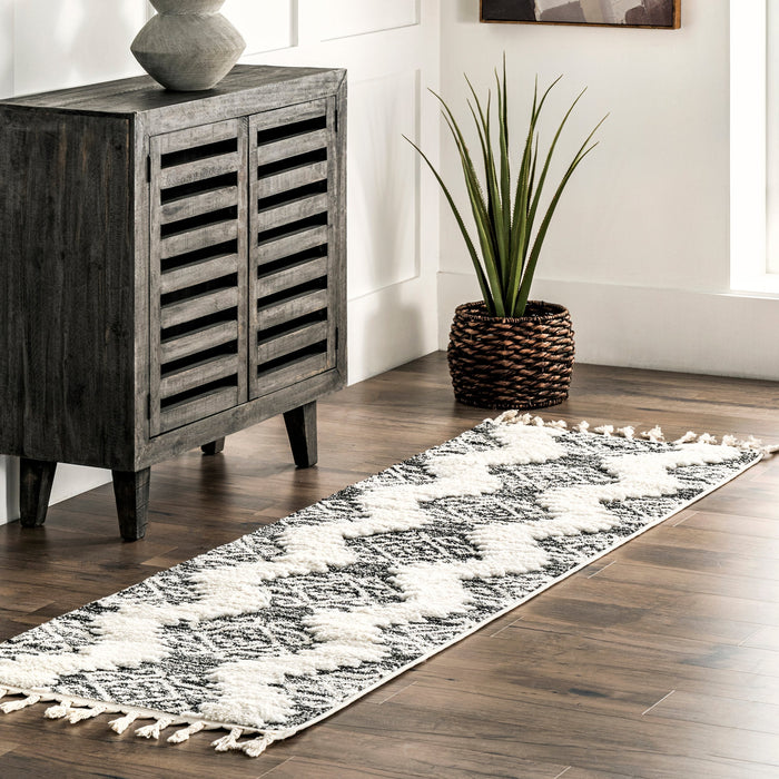 Reese Grey Tasseled Area Rug 120x180 cm