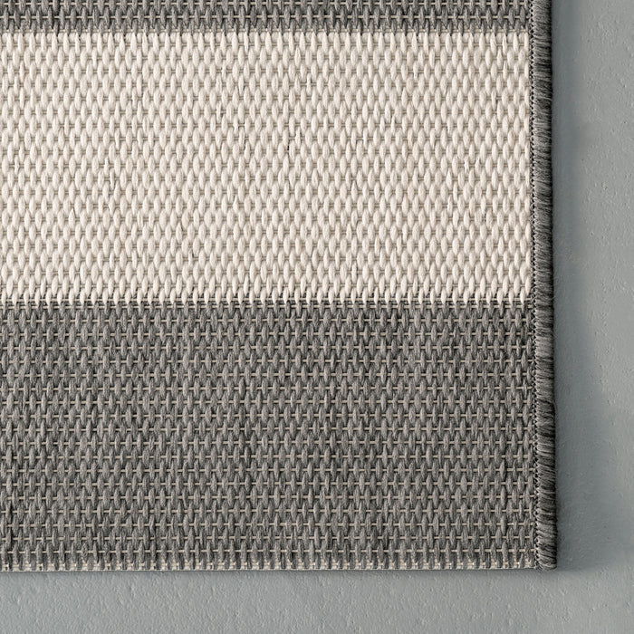 Regency Stripes Light Grey Indoor Outdoor Area Rug 120 cm