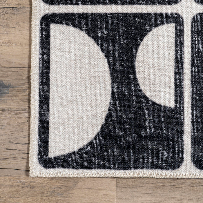 Reversible Washable Rug 152cm x 244cm Beige And Black