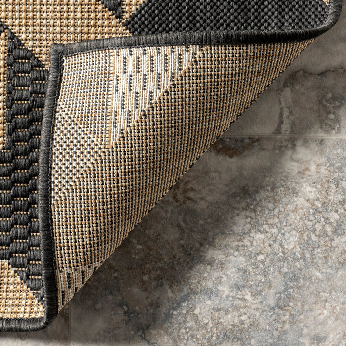 Rika Pinwheel Trellis Rug 90x150 cm Dark Grey