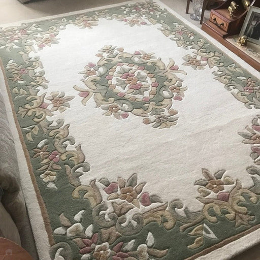 Koninklijke traditionele bloemen Aubusson medaillonrand Oosterse Chinese stijl handgesneden hoog-laag getextureerd wollen crème/groen vloerkleed