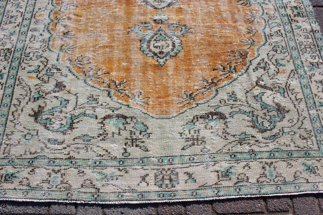 Tappeto anatolico vintage rustico arancione 173x257 cm