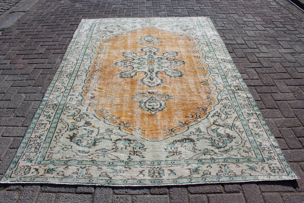 Tappeto anatolico vintage rustico arancione 173x257 cm