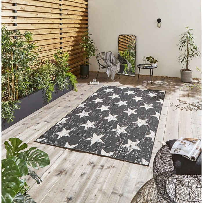 Santa Monica 48648 Star Durable Stain-Resistant Weatherproof Flatweave In-Outdoor Black/White Rug