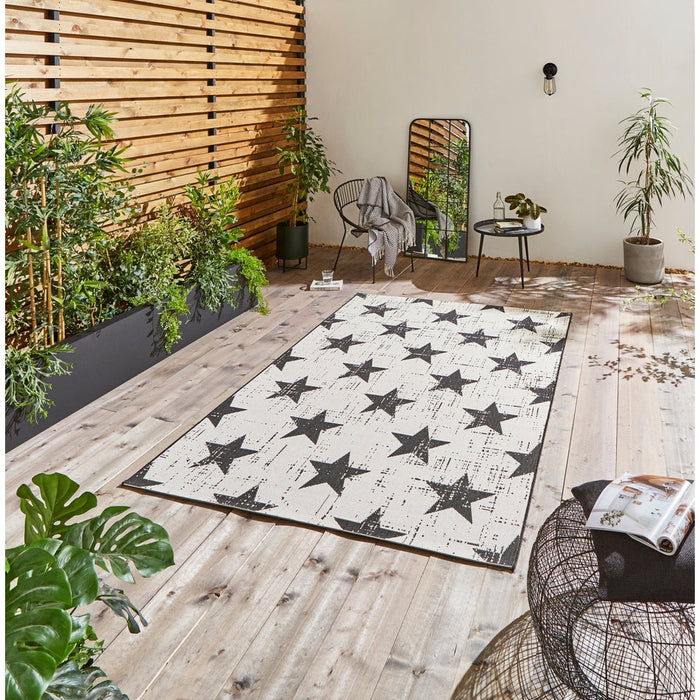 Santa Monica 48648 Star Durable Stain-Resistant Weatherproof Flatweave In-Outdoor White/Black Rug