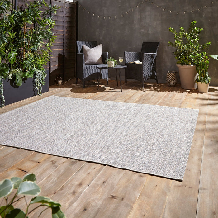 Santa Monica A041 Durable Stain-Resistant Weatherproof Flatweave In-Outdoor Beige Rug