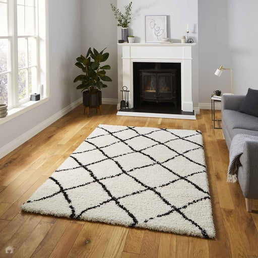 Scandi Berber G257 Modern Moroccan Berber Soft Plush Boho Shaggy White/Black Rug