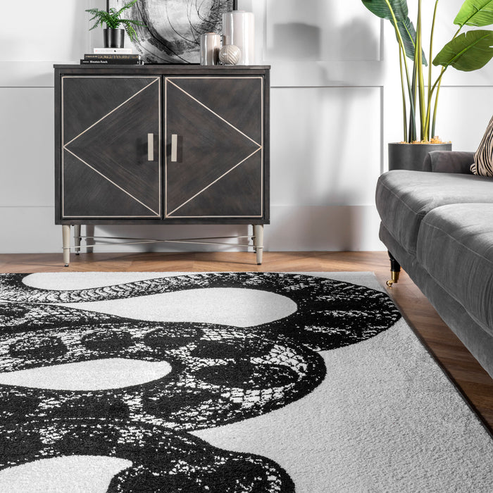 Serpent Pattern Area Rug Black And Off White 160x230 cm