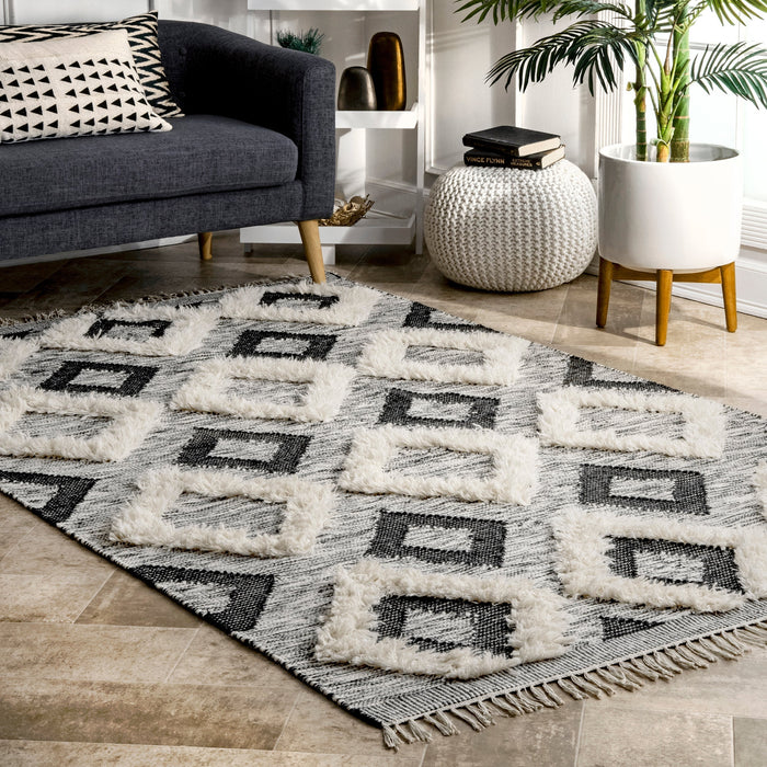 Shaggy Black And White Diamonds Area Rug 120x180 cm