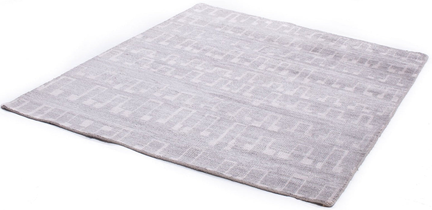 Silver Knotted Rug