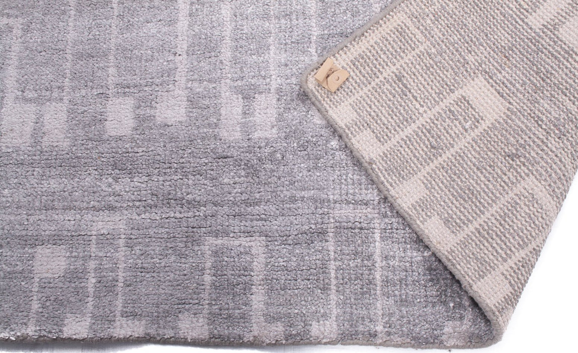 Silver Knotted Rug