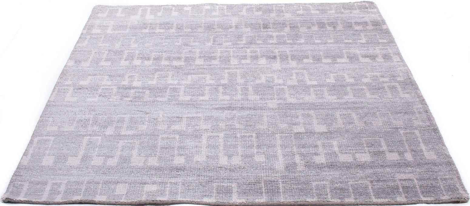 Silver Knotted Rug