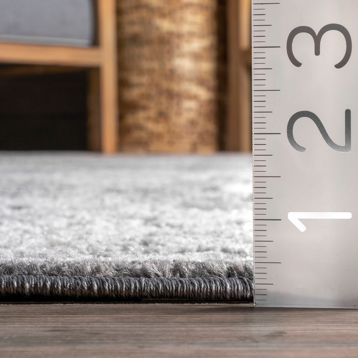 Snowflake Indoor Outdoor Rug in Grey for Any Space