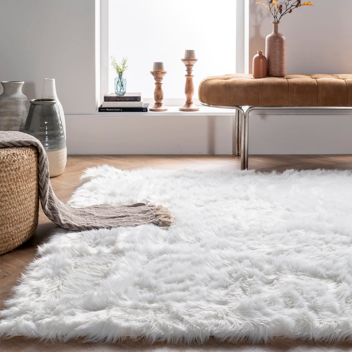 Soft White Shag Area Rug 60x90 cm