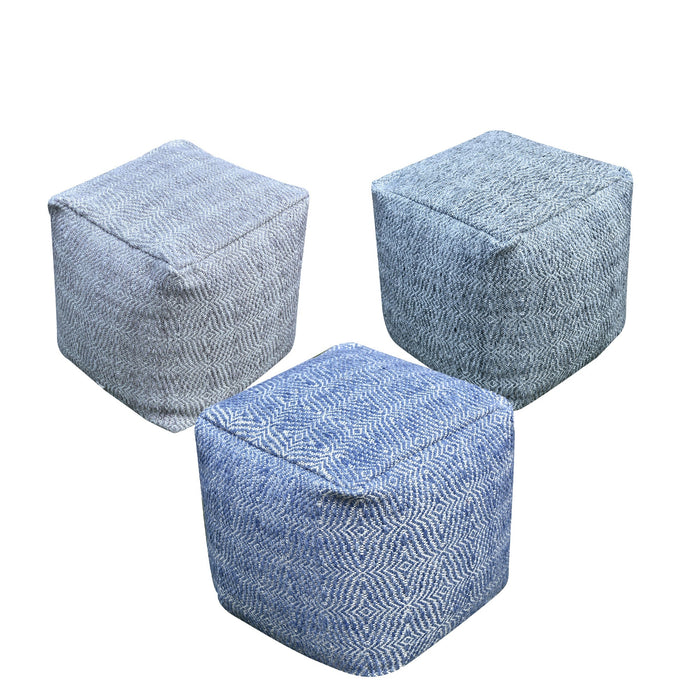 Kierrätetyistä muovipulloista valmistettu Soweto Indoor Outdoor Pouf