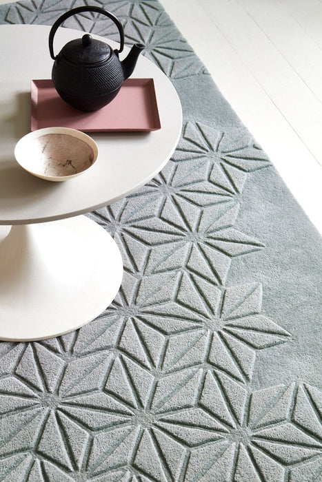 Starburst Silver Rug