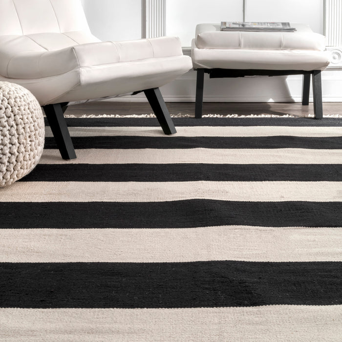 Striped Black Flatweave Tassel Rug 150x230 cm