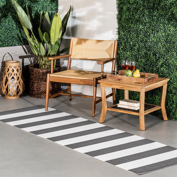 Striped Indoor Outdoor Rug in Grey for Versatile Spaces