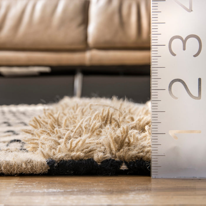 Tan Shaggy Striped Area Rug 120x180 cm