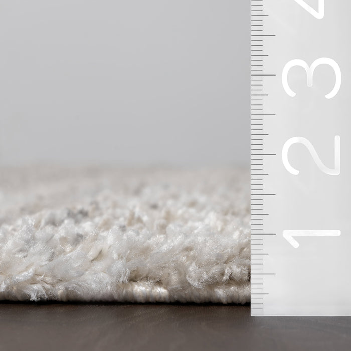 Tassel Rug in Ivory for Home Decor 160 x 230 cm