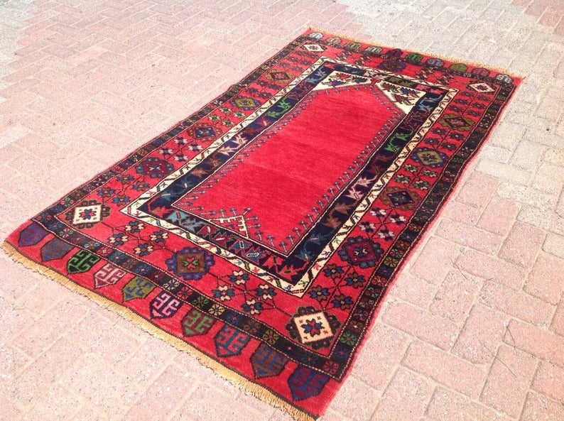 Tappeto tribale in lana rossa intrecciata a mano, 177 cm x 114 cm, vintage