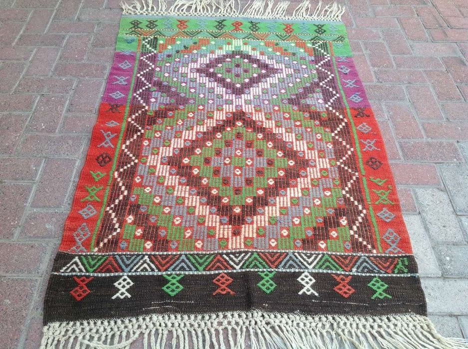 Tribal Handwoven Vintage Kilim Rug 135cm x 94cm