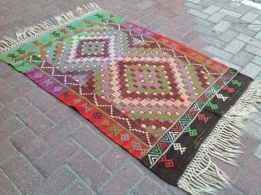 Tribal Handwoven Vintage Kilim Rug 135cm x 94cm