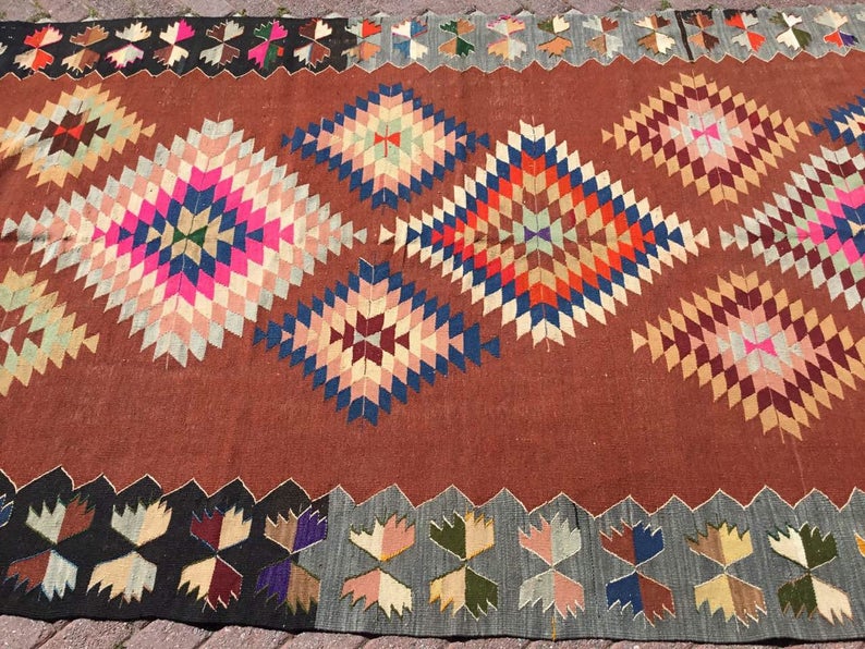 Tribal Handwoven Vintage -matto 291cm x 165cm Ainutlaatuinen muotoilu