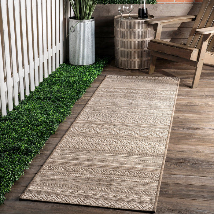 Tribal Pattern Indoor Outdoor Area Rug in Taupe 120x180 cm
