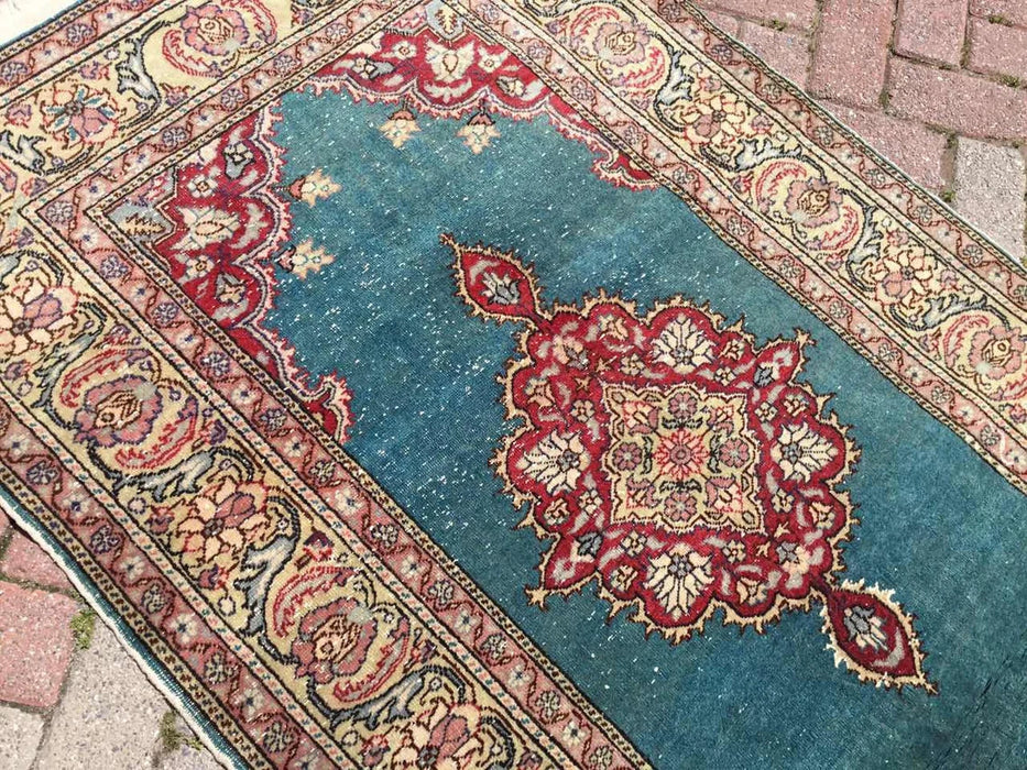 Turkish Hand Knotted Area Rug 265cm x 102cm 1930s