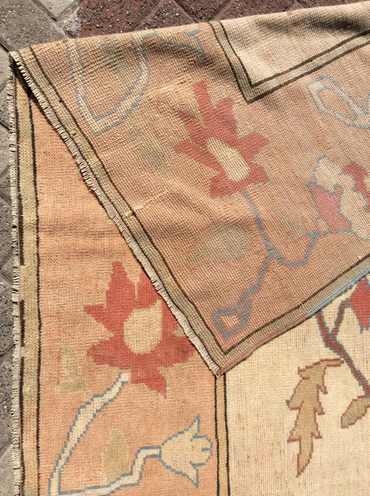 Turkish Hand Knotted Area Rug 284cm x 203cm 1940s