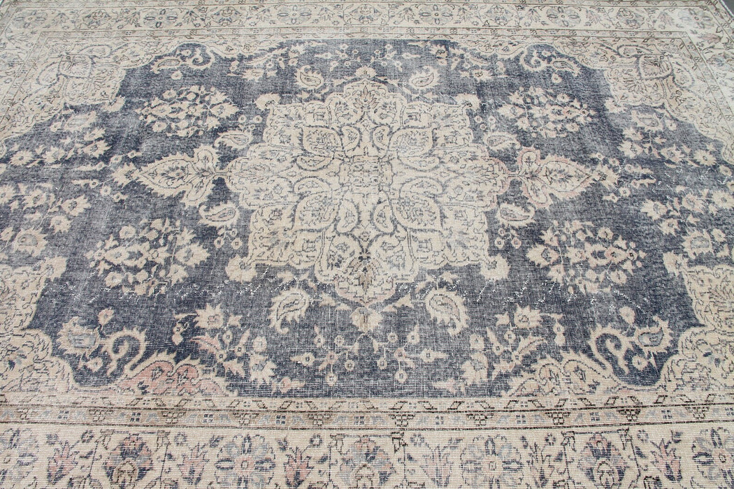 Turkish Hand Knotted Area Rug 288cm x 198cm Vintage