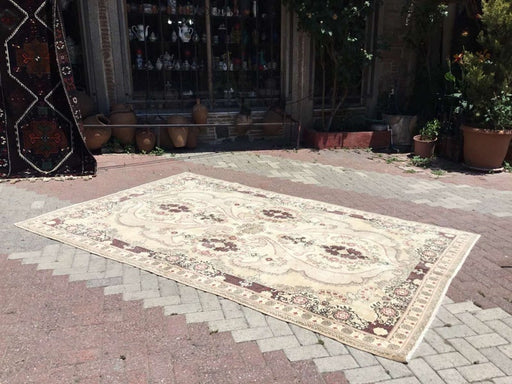 Turkish Hand Knotted Area Rug 304cm x 199cm